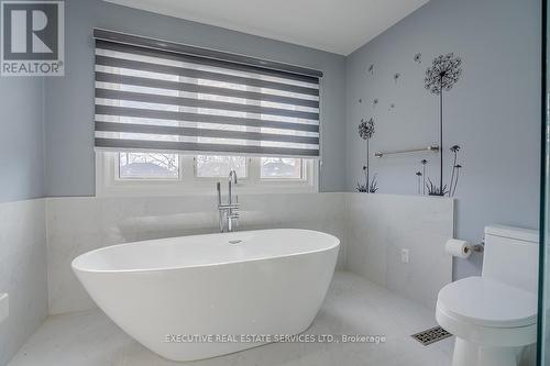 46 Willowbrook Drive, Whitby, ON - Indoor Photo Showing Bathroom