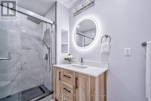 4 Waterwheel Street, Markham, ON - Indoor Photo Showing Bathroom