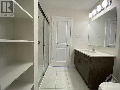 78 Franchise Private, Stittsville, ON - Indoor Photo Showing Bathroom