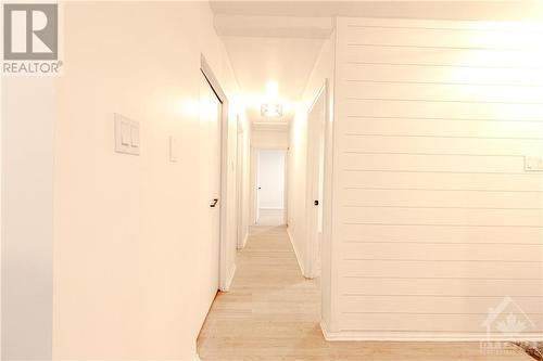 18 Majestic Drive Unit#A, Ottawa, ON - Indoor Photo Showing Other Room