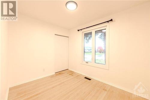 18 Majestic Drive Unit#A, Ottawa, ON - Indoor Photo Showing Other Room