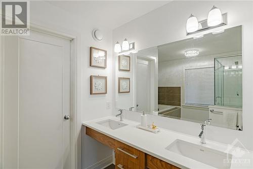 A spa-like 5-piece ensuite in the primary suite - 734 Brian Good Avenue, Ottawa, ON - Indoor Photo Showing Bathroom