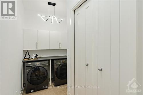 734 Brian Good Avenue, Ottawa, ON - Indoor Photo Showing Laundry Room