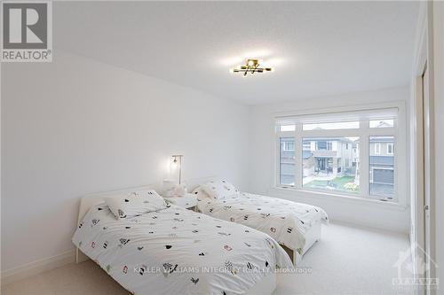 734 Brian Good Avenue, Ottawa, ON - Indoor Photo Showing Bedroom