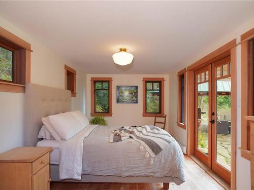 321 Stark Rd, Salt Spring, BC 