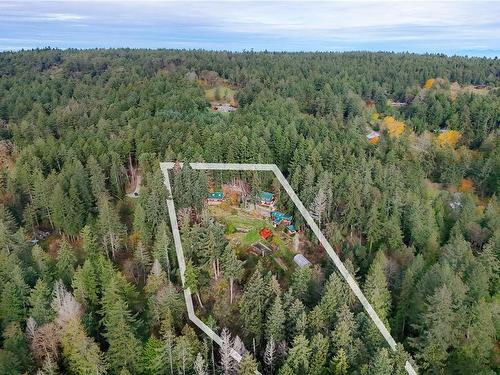 321 Stark Rd, Salt Spring, BC 