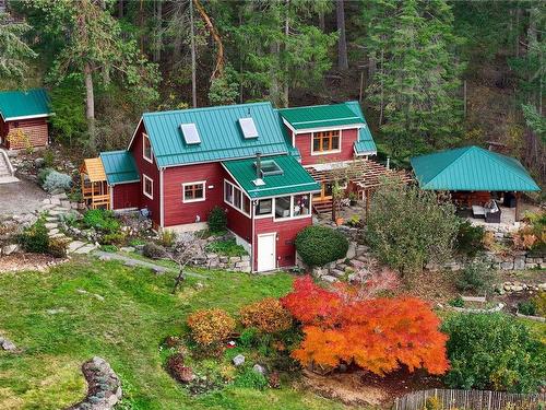 321 Stark Rd, Salt Spring, BC 