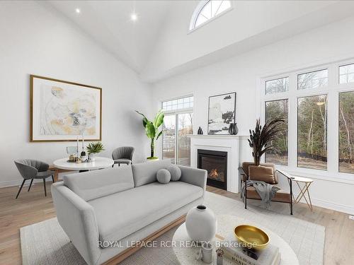 55 Shelson Pl, Georgina, ON - Indoor Photo Showing Living Room With Fireplace