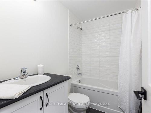 55 Shelson Pl, Georgina, ON - Indoor Photo Showing Bathroom