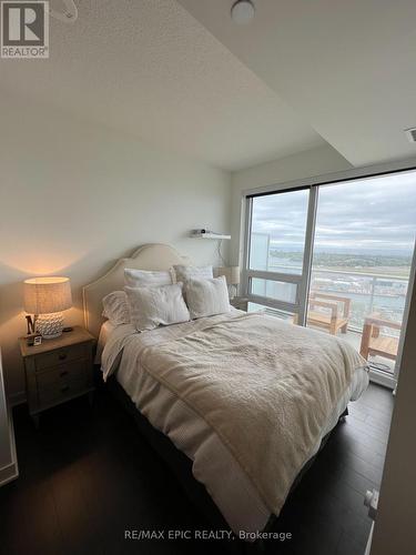 3602 - 17 Bathurst Street, Toronto, ON - Indoor Photo Showing Bedroom