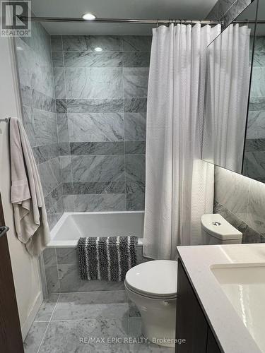 3602 - 17 Bathurst Street, Toronto, ON - Indoor Photo Showing Bathroom