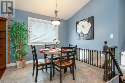 8 Dawn Ridge Drive, Kitchener, ON - Indoor Photo Showing Dining Room