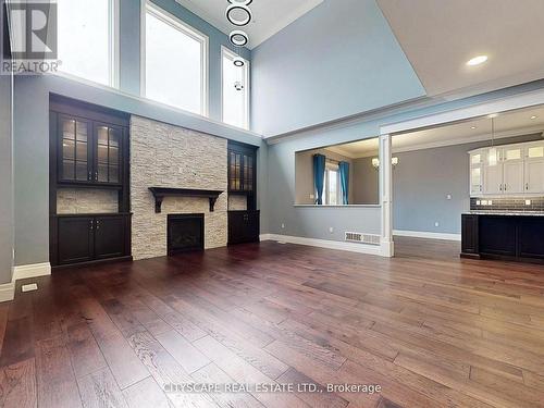 300 Deerfoot Trail, Waterloo, ON - Indoor Photo Showing Other Room With Fireplace