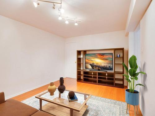 Salle familiale - 121 Rue Des Pins-Blancs, Gatineau (Masson-Angers), QC - Indoor Photo Showing Living Room