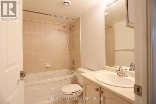 803 - 68 Grangeway Avenue, Toronto, ON - Indoor Photo Showing Bathroom