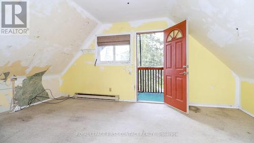 947 Gilmore Avenue, Innisfil, ON - Indoor Photo Showing Other Room