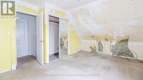 947 Gilmore Avenue, Innisfil, ON -  Photo Showing Other Room