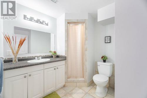 522 Larkspur Lane, Burlington, ON - Indoor Photo Showing Bathroom