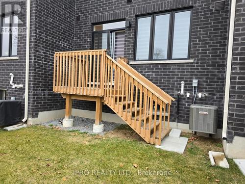 294 Okanagan Path, Oshawa, ON - Outdoor With Exterior