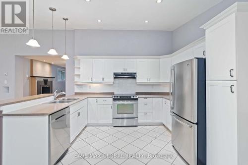 Ground - 62 Rosedale Avenue W, Brampton, ON - Indoor Photo Showing Kitchen With Double Sink