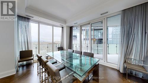 2201 - 88 Davenport Road, Toronto, ON - Indoor Photo Showing Dining Room