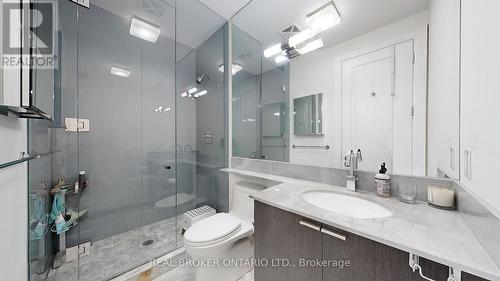 2201 - 88 Davenport Road, Toronto, ON - Indoor Photo Showing Bathroom