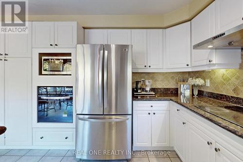 56 Sadot Court, Vaughan, ON - Indoor Photo Showing Kitchen