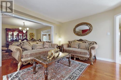 56 Sadot Court, Vaughan, ON - Indoor Photo Showing Living Room