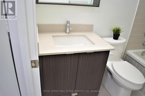 Ph10 - 4655 Glen Erin Drive, Mississauga, ON - Indoor Photo Showing Bathroom