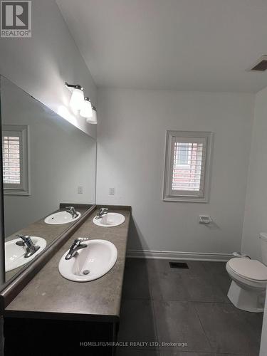 8 Arda Crescent, Brampton, ON - Indoor Photo Showing Bathroom