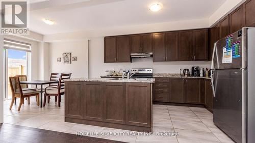 54 - 166 Deerpath Drive, Guelph, ON - Indoor Photo Showing Kitchen