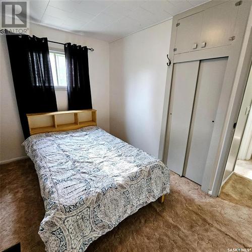 1029 Veterans Avenue, Esterhazy, SK - Indoor Photo Showing Bedroom