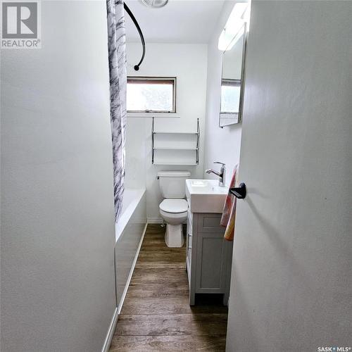 1029 Veterans Avenue, Esterhazy, SK - Indoor Photo Showing Bathroom