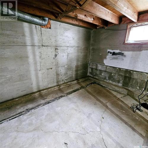 1029 Veterans Avenue, Esterhazy, SK - Indoor Photo Showing Basement