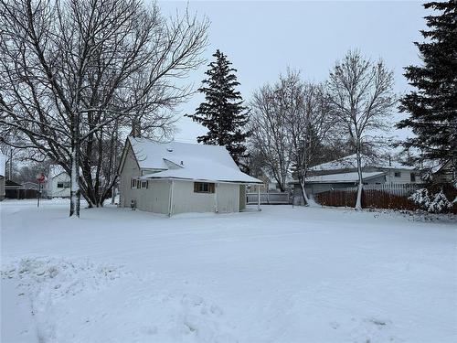 635 3Rd Street Ne, Portage La Prairie, MB - Outdoor