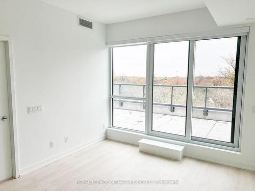 508-181 Sheppard Ave E, Toronto, ON - Indoor Photo Showing Other Room