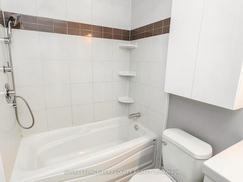 39-6540 Falconer Dr, Mississauga, ON - Indoor Photo Showing Bathroom