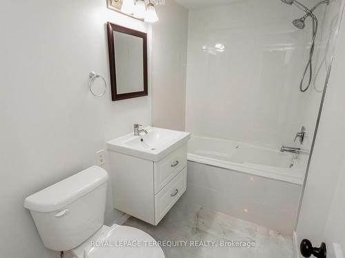 39-6540 Falconer Dr, Mississauga, ON - Indoor Photo Showing Bathroom