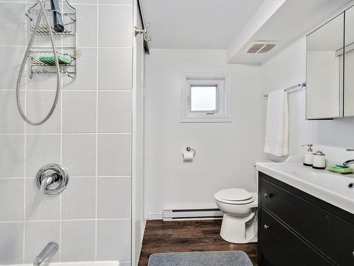 Bathroom - 4 3E Avenue O., Gatineau (Gatineau), QC - Indoor Photo Showing Bathroom