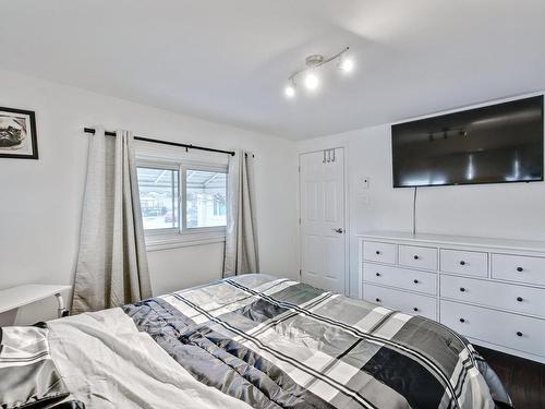 Master bedroom - 4 3E Avenue O., Gatineau (Gatineau), QC - Indoor Photo Showing Bedroom