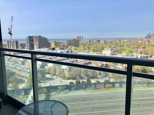 1601-1171 Queen St W, Toronto, ON - Outdoor With View