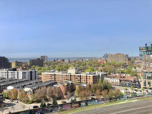 1601-1171 Queen St W, Toronto, ON - Outdoor With View