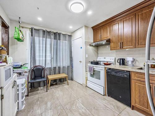 Upper-48 Celeste Dr, Toronto, ON - Indoor Photo Showing Kitchen