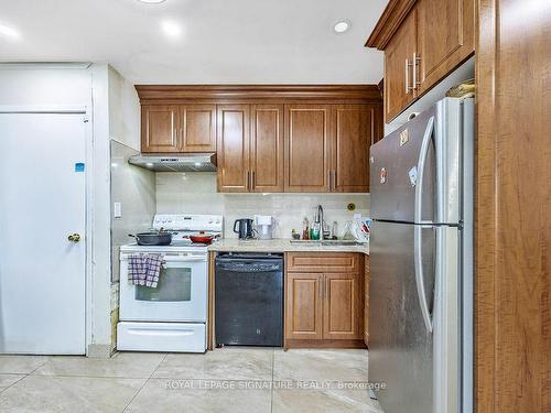 Upper-48 Celeste Dr, Toronto, ON - Indoor Photo Showing Kitchen