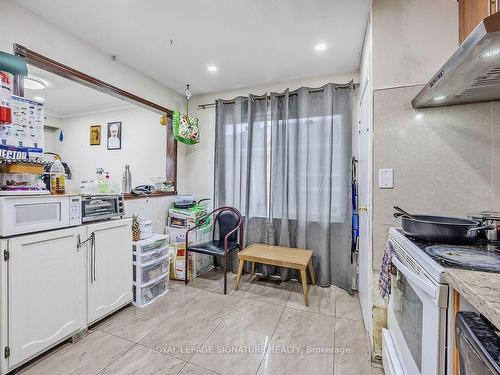 Upper-48 Celeste Dr, Toronto, ON - Indoor Photo Showing Kitchen