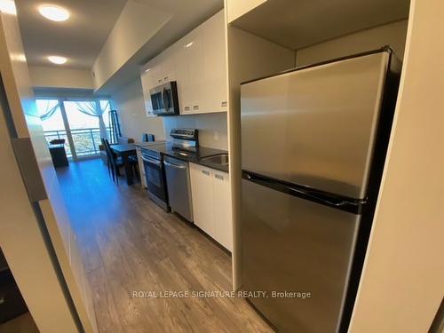 821-652 Princess St, Kingston, ON - Indoor Photo Showing Kitchen With Stainless Steel Kitchen