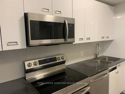 508-652 Princess St, Kingston, ON - Indoor Photo Showing Kitchen With Stainless Steel Kitchen With Double Sink