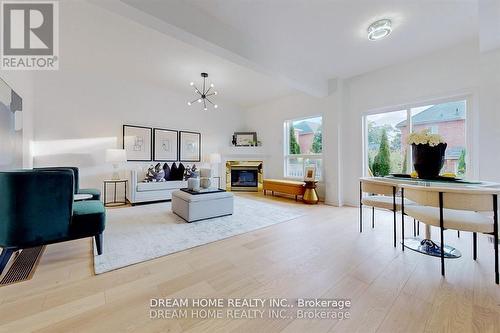 16 Bond Lake Park Street, Richmond Hill, ON - Indoor Photo Showing Living Room With Fireplace