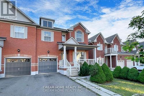 16 Bond Lake Park Street, Richmond Hill, ON - Outdoor With Facade