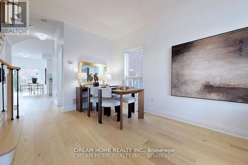 16 Bond Lake Park Street, Richmond Hill, ON - Indoor Photo Showing Dining Room